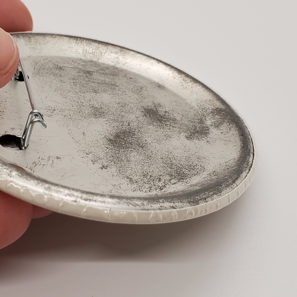 Kahlua & Cream Vintage round button pin collectors - Picture 5 of 5